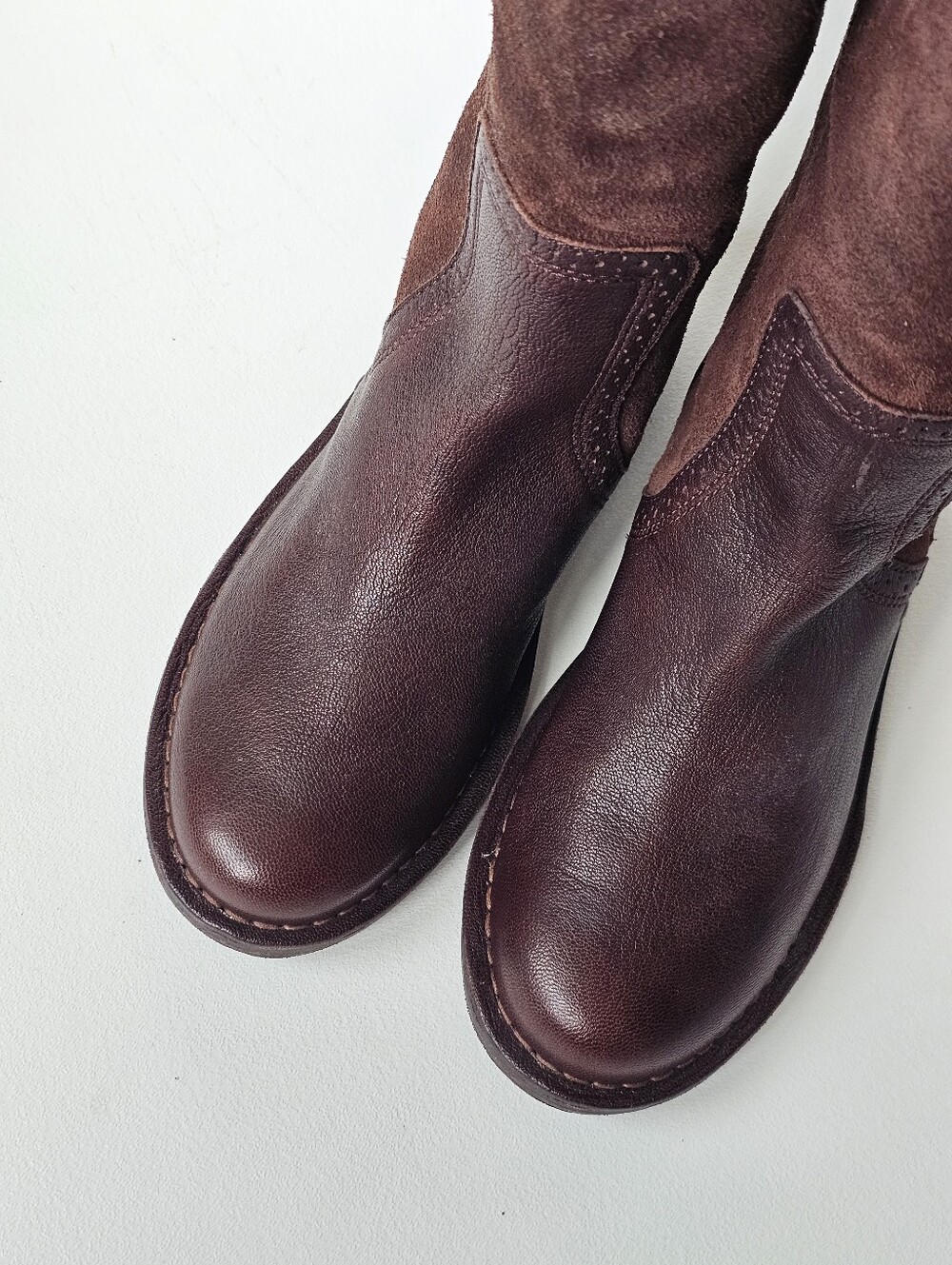 UGG Castille Java Genuine Leather Water Resistant Riding Boots Women’s 7.5 - Picture 6 of 14